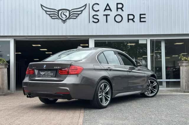 BMW 3-Serie (2015) thumbnail 3