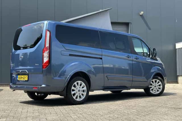 Ford Transit (2021) thumbnail 3