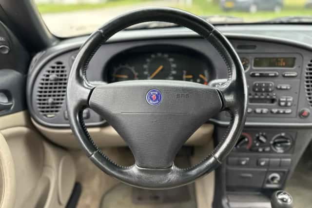 Saab 900 (1994) thumbnail 5