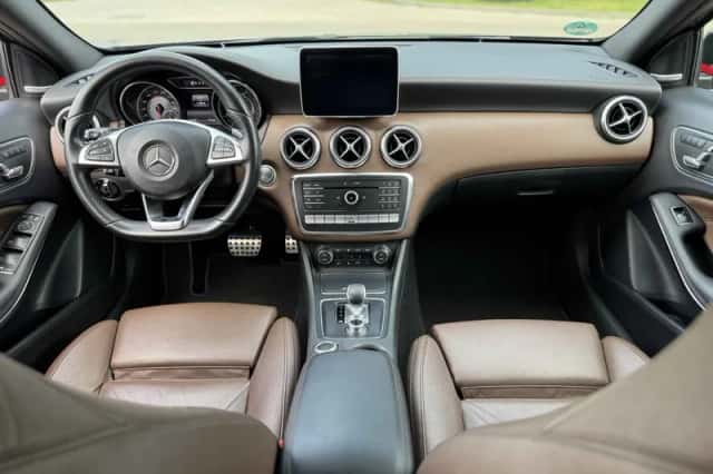 Mercedes-Benz A-Klasse (2015) thumbnail 4