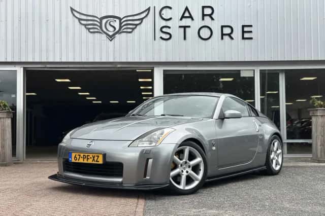 Nissan 350Z (2004) thumbnail 1