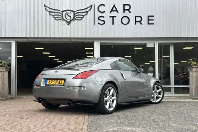 Nissan 350Z (2004) thumbnail 3