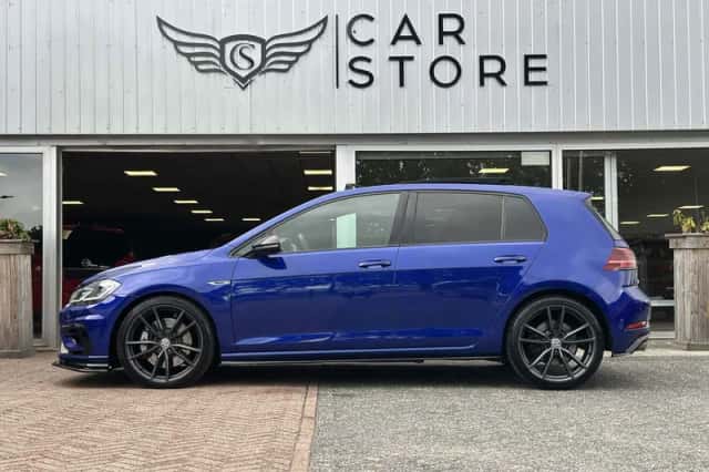 Volkswagen Golf (2019) thumbnail 2