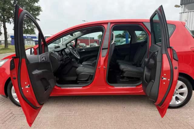 Opel Meriva (2015) thumbnail 5