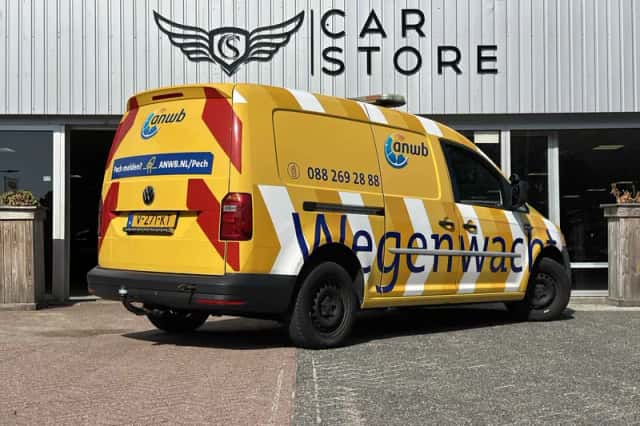 Volkswagen Caddy (2018) thumbnail 3