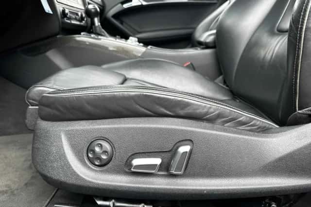 Audi A5 (2011) thumbnail 6