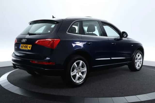 Audi Q5 (2010) thumbnail 5