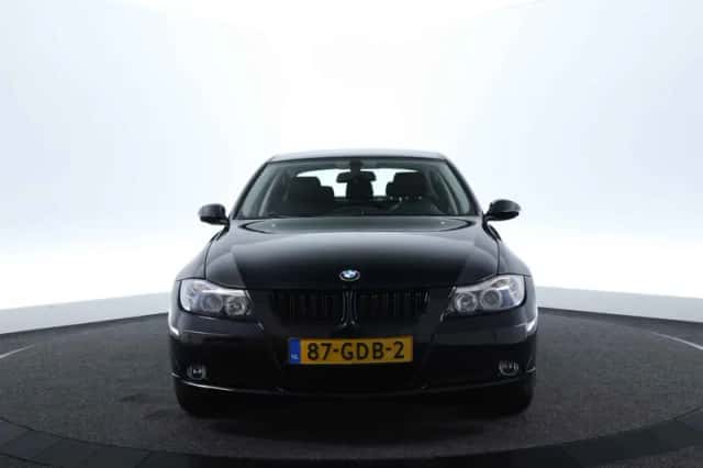 BMW 3-Serie (2008) thumbnail 2