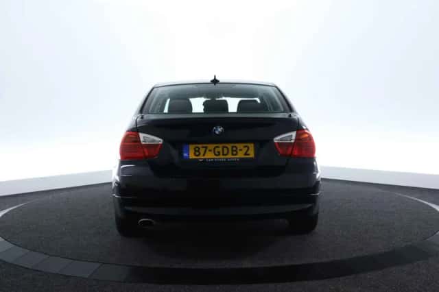 BMW 3-Serie (2008) thumbnail 6