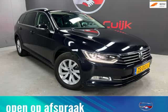 Volkswagen Passat (2019) thumbnail 1