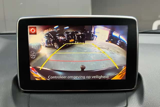 Mazda CX-3 (2016) thumbnail 2