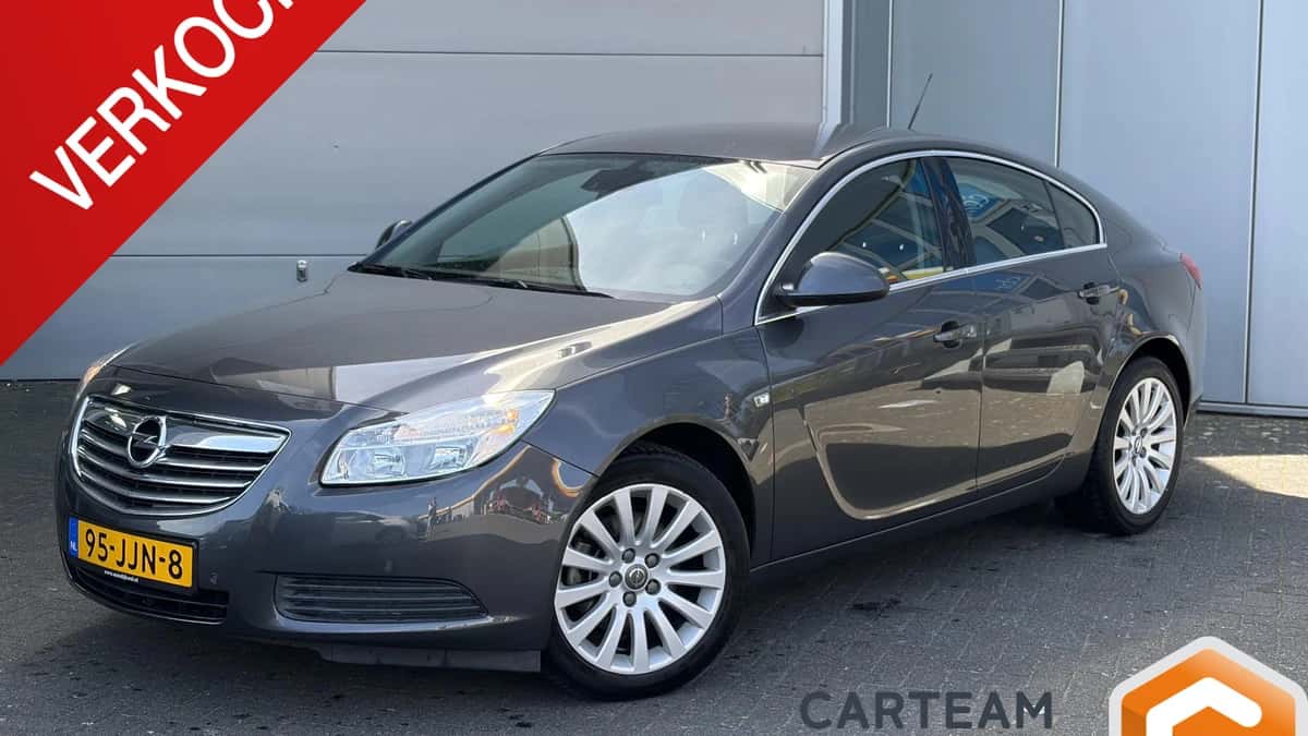 Opel Insignia (2009) — foto 1