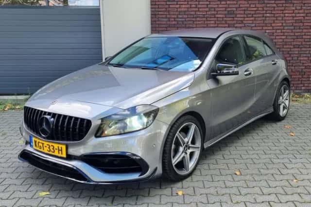 Mercedes-Benz A-Klasse (2017) thumbnail 2
