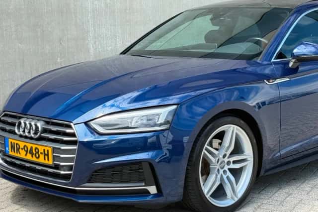 Audi A5 (2017) thumbnail 2