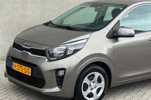 Kia Picanto (2020) thumbnail 2