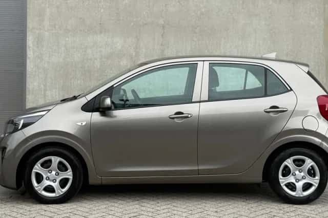 Kia Picanto (2020) thumbnail 3
