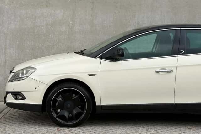 Lancia Delta (2009) thumbnail 4