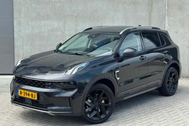 Lynk & Co 01 (2022) thumbnail 1