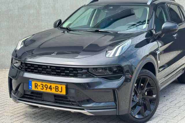 Lynk & Co 01 (2022) thumbnail 2