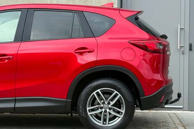 Mazda CX-5 (2016) thumbnail 5