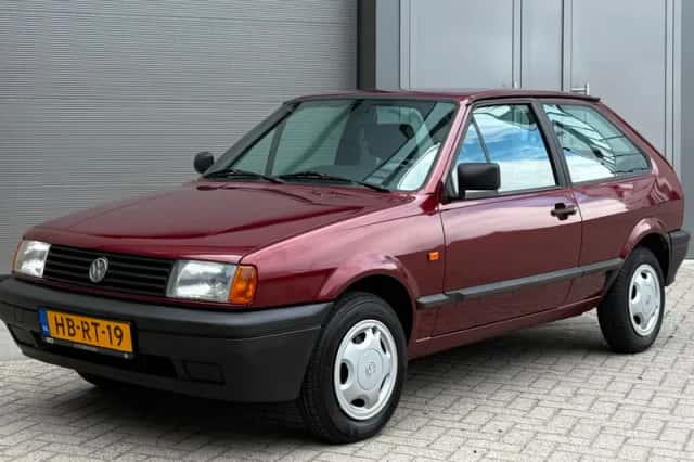 Volkswagen Polo (1993) thumbnail 1