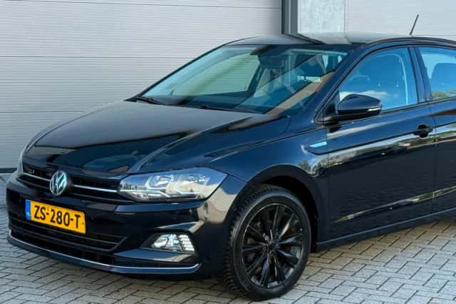 Volkswagen Polo (2019) thumbnail 2