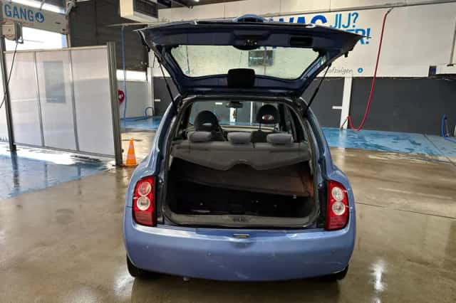 Nissan Micra (2003) thumbnail 4