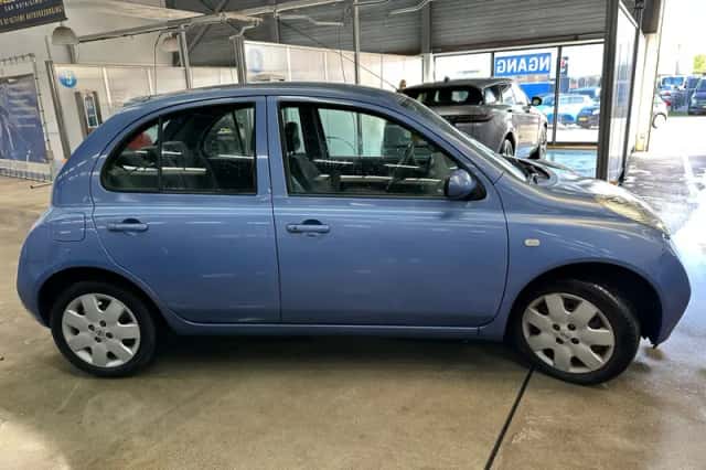 Nissan Micra (2003) thumbnail 5