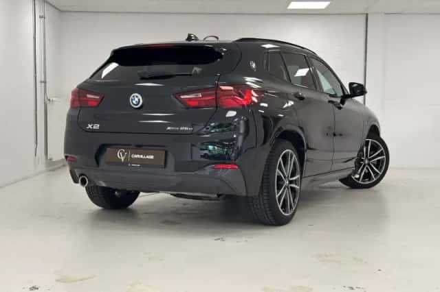 BMW X2 (2021) thumbnail 2
