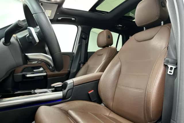 Mercedes-Benz GLA (2020) thumbnail 5
