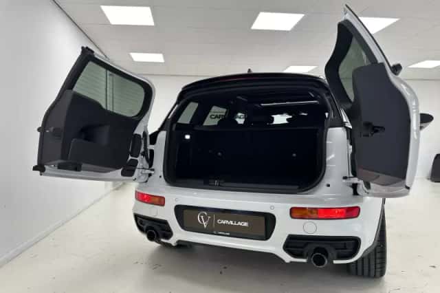 MINI Clubman (2023) thumbnail 5