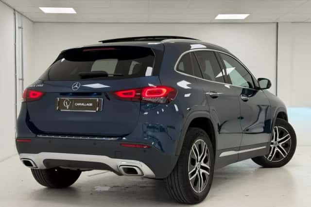 Mercedes-Benz GLA (2021) thumbnail 2