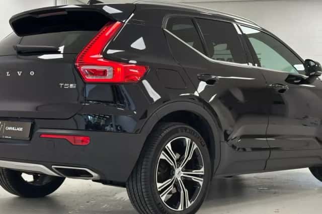 Volvo XC40 (2021) thumbnail 2