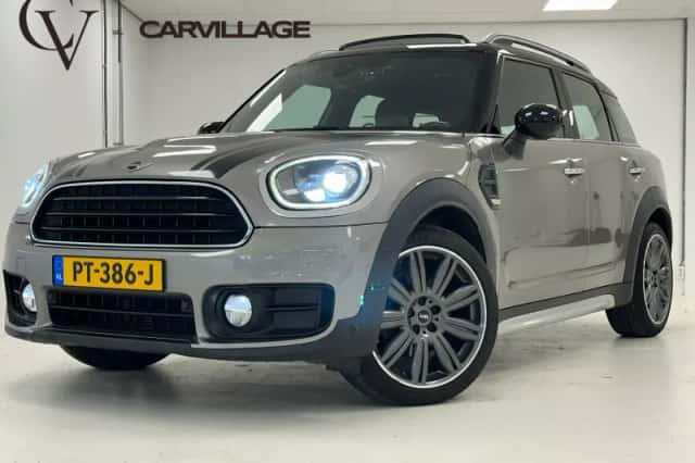 MINI Countryman (2017) thumbnail 1