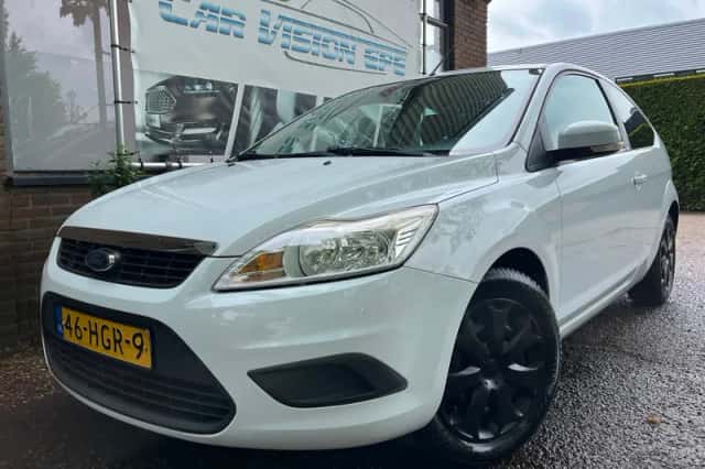 Ford Focus (2008) thumbnail 1