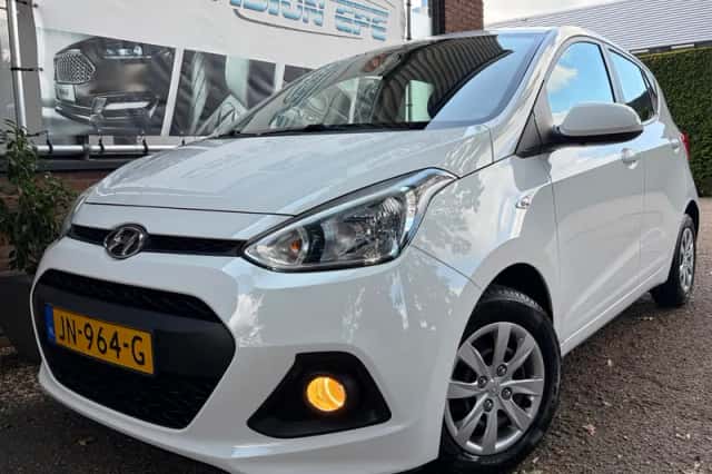Hyundai i10 (2016) thumbnail 1