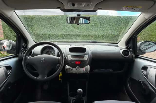 Peugeot 107 (2013) thumbnail 3