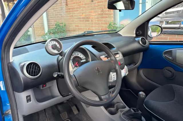 Peugeot 107 (2011) thumbnail 4