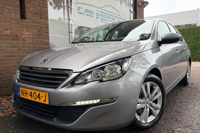 Peugeot 308 (2015) thumbnail 1