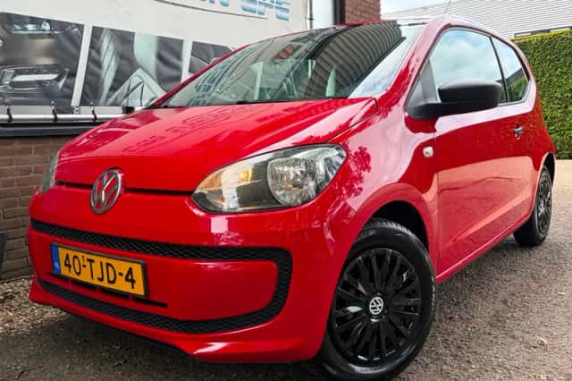 Volkswagen Up! (2012) thumbnail 1