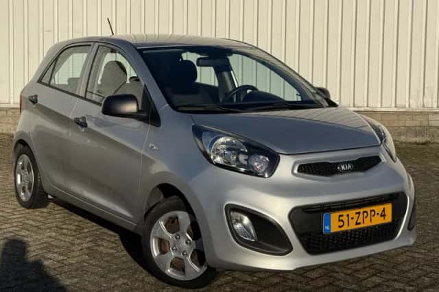 Kia Picanto (2013) thumbnail 3