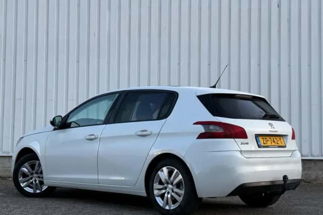Peugeot 308 (2019) thumbnail 5