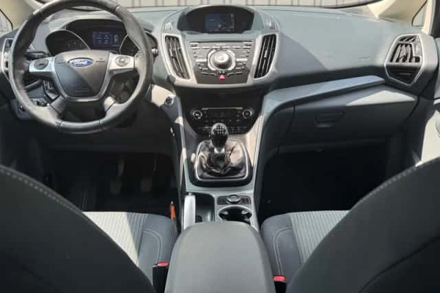 Ford C-Max (2015) thumbnail 2