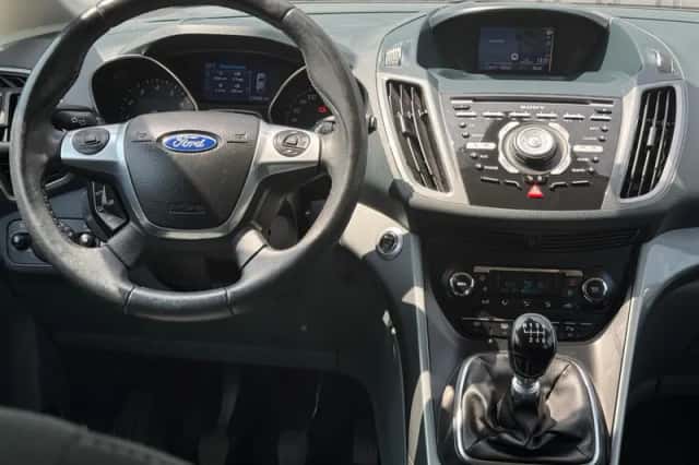Ford C-Max (2015) thumbnail 4