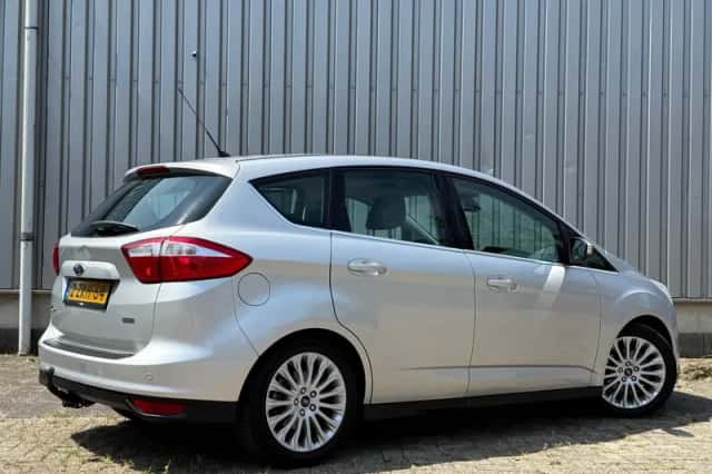 Ford C-Max (2015) thumbnail 6