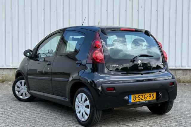 Peugeot 107 (2014) thumbnail 5