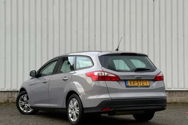 Ford Focus (2014) thumbnail 5