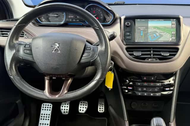 Peugeot 2008 (2014) thumbnail 4