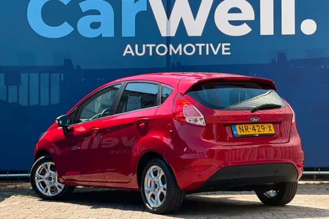 Ford Fiesta (2017) thumbnail 5