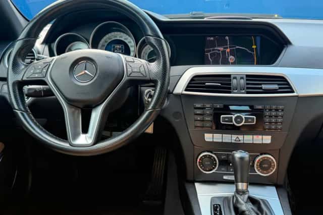 Mercedes-Benz C-Klasse (2012) thumbnail 4